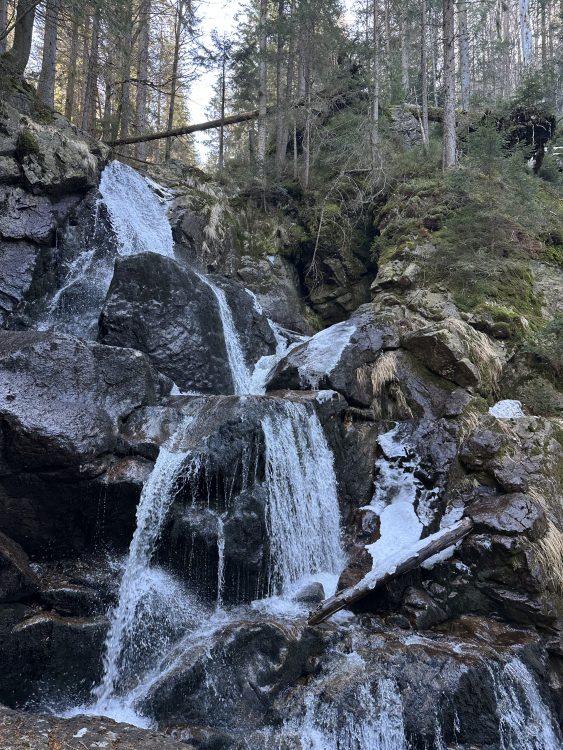 Riesloch-Wasserfall